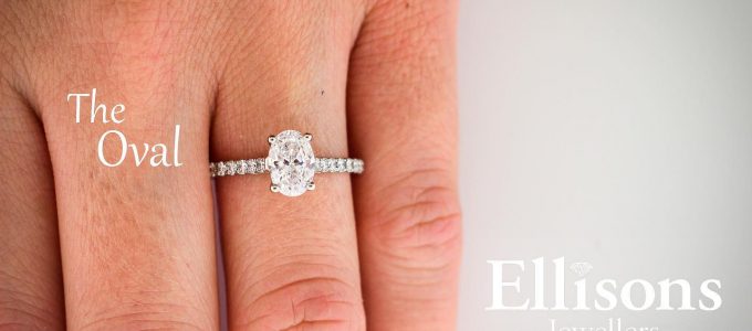 Oval Cut Engagement Rings