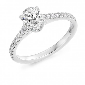 Platinum Solitaire Oval DSi1 Diamond ring