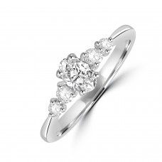 Platinum Oval DSi1 Diamond Graduated ring