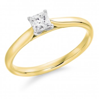 18ct Gold Princess cut ESi1 Diamond Solitaire ring