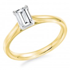 18ct Gold Emerald cut ESi1 Diamond Solitaire ring