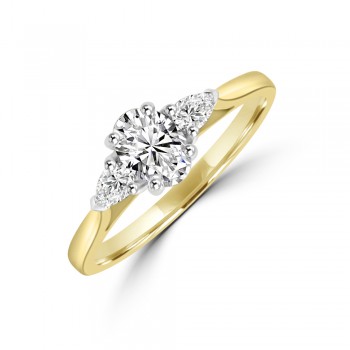 18ct Gold Platinum Oval EVS2 Diamond and Pear cut ring