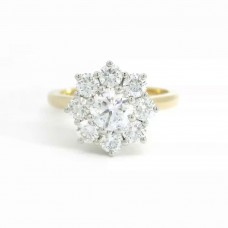 18ct Gold Platinum 9-stone ESi1 Diamond Daisy cluster ring