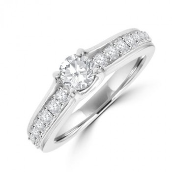 18ct White Gold Diamond Solitaire Ring