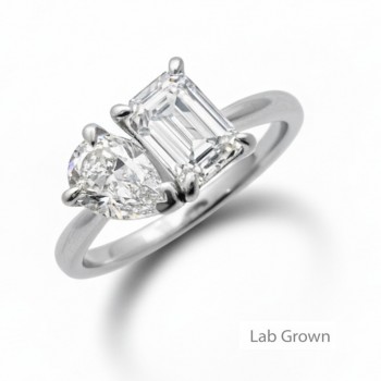 Platinum Emerald and Pear cut Toi at Moi ring