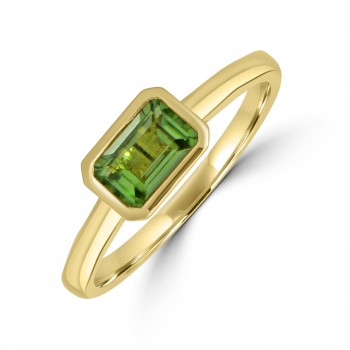 18ct Gold Emerald cut Peridot Solitaire ring