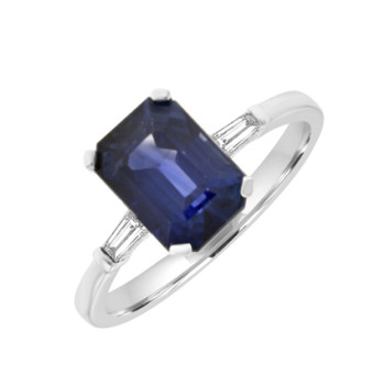 18ct White Gold Blue Topaz and Diamond Baguette ring