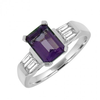 18ct White Gold Amethyst & Baguette Diamond Solitaire Ring
